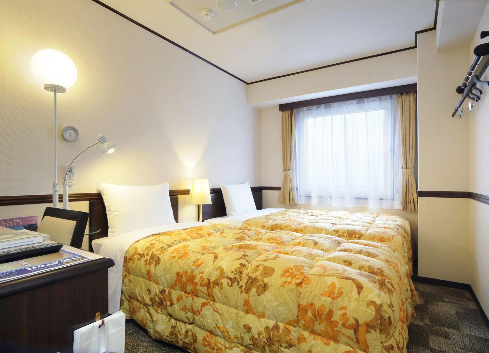 Toyoko Inn Fujisan Numazu Eki Kita Guchi No 2 Ngoại thất bức ảnh