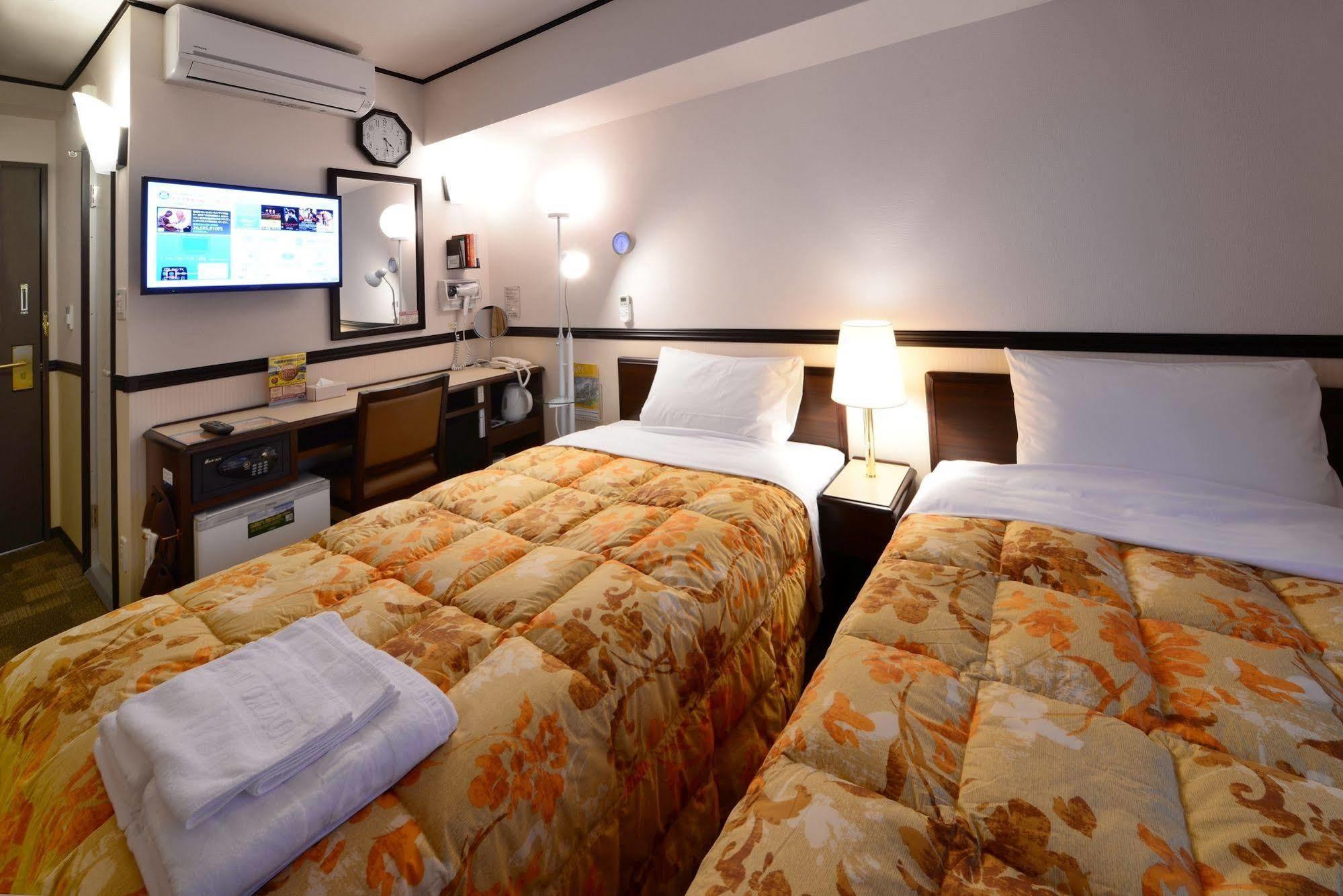 Toyoko Inn Fujisan Numazu Eki Kita Guchi No 2 Ngoại thất bức ảnh